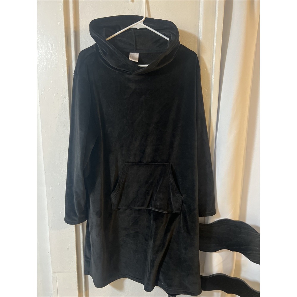 SERRA L/XL Velvety Long Sleeve, Knee Length Hooded Black Pullover